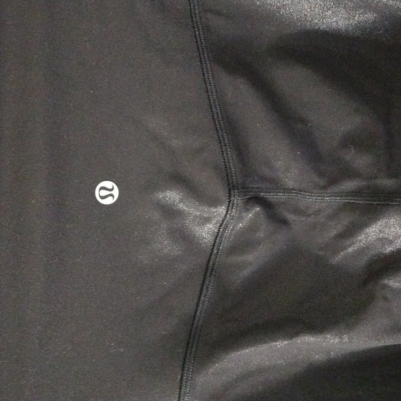 Lululemon High-Waisted Aling Black - Picture 7 of 7